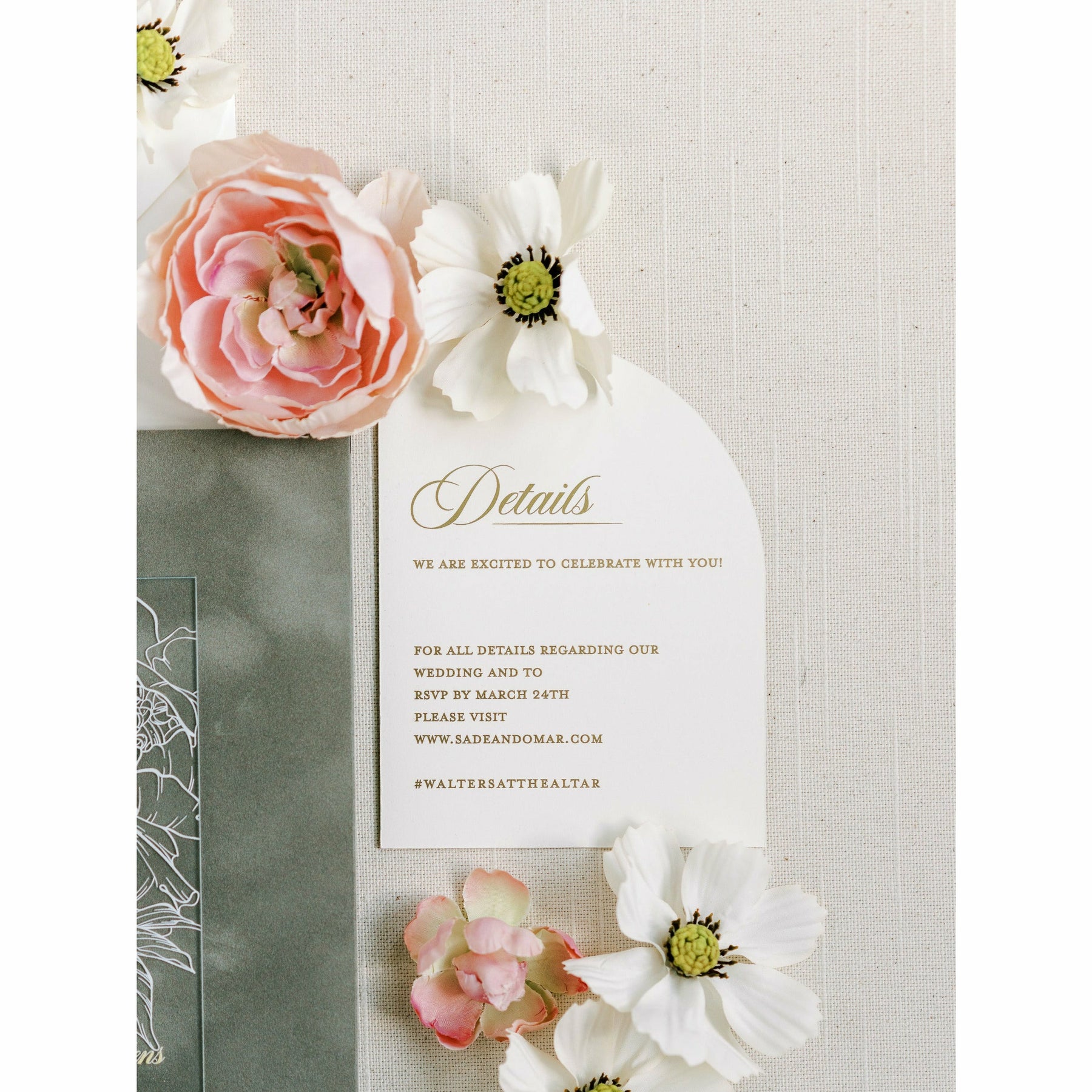 Custom Suede Wedding Box With Acrylic Invitation Card